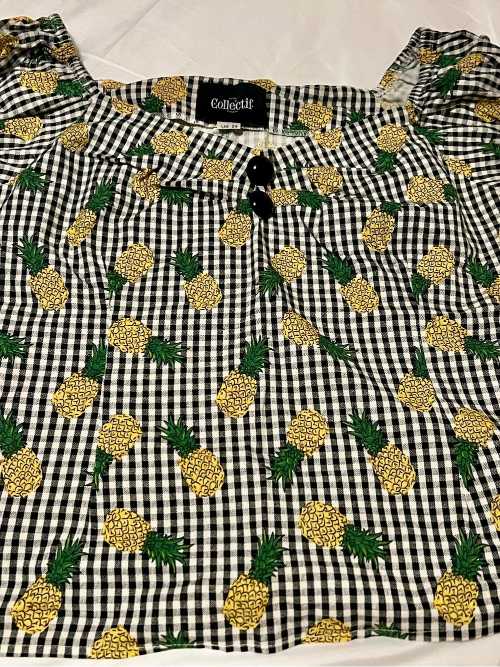 Collectif Black & White Gingham Sweetheart Top with Yellow Pineapple Print - Picture 2 of 4